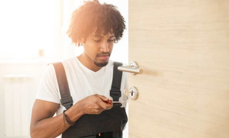 Behind Closed Doors The Secret Life of Manchester's Emergency Locksmiths.