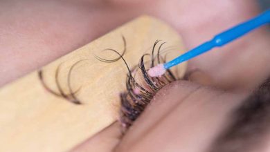 Tackling Common Eyelash Extension Myths: A Technician’s Perspective