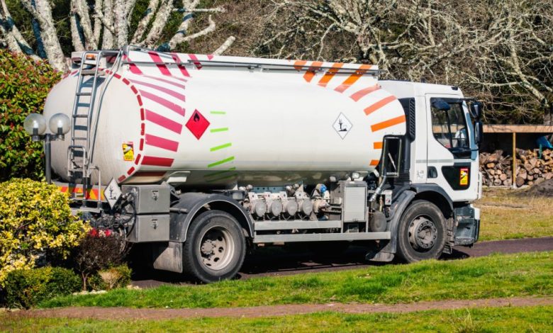 5 Reasons Businesses Rely on Commercial Fuel Delivery Near Me